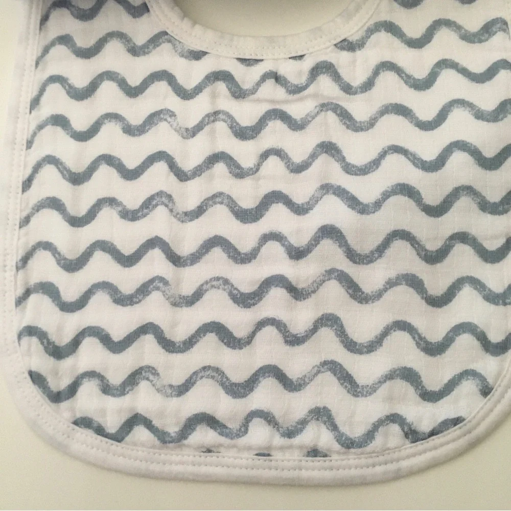 NEW Aden + Anais Muslin Cotton Snap Bibs Breathable Cotton Sailboats Fish Prints